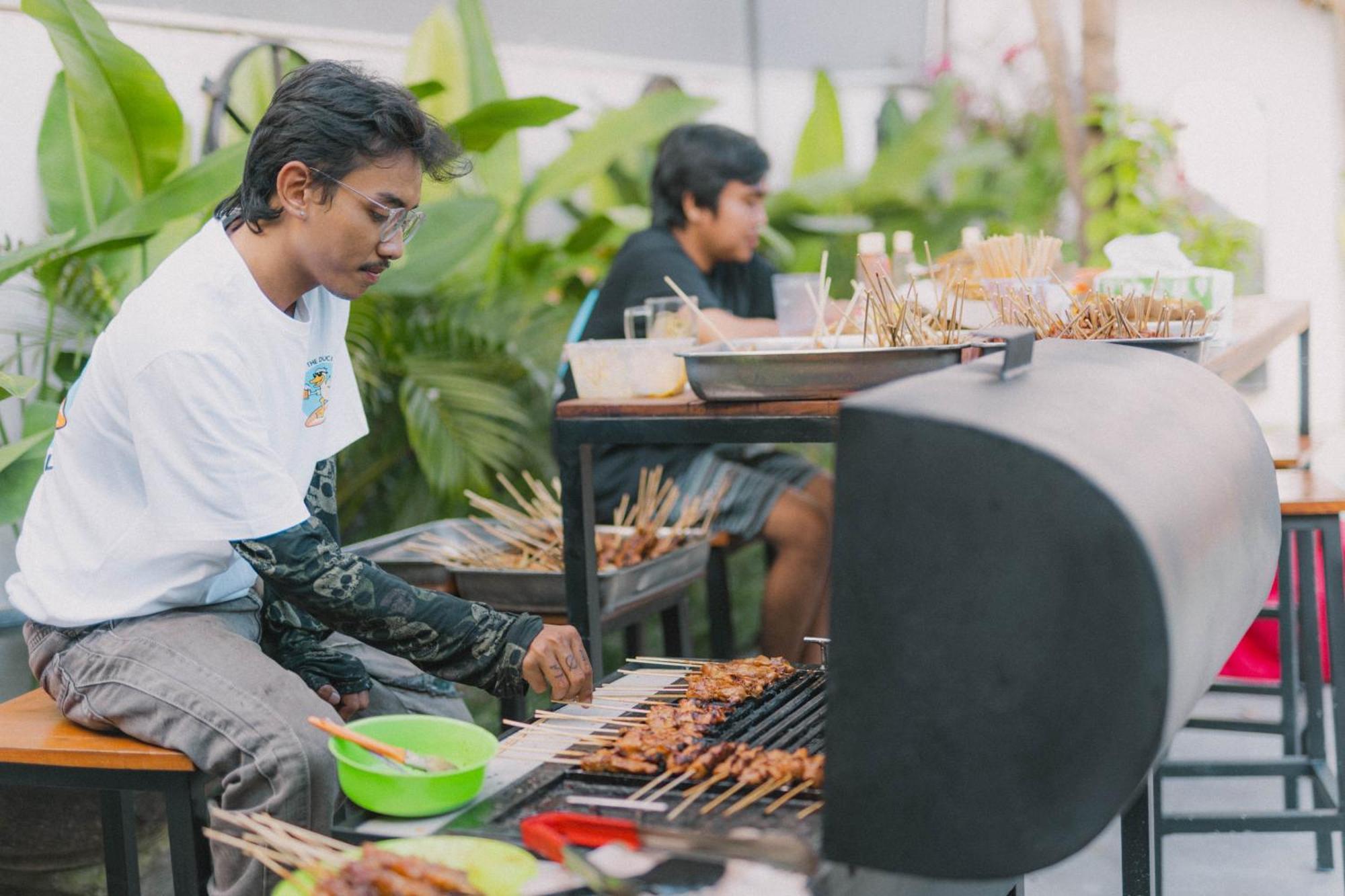 What The Duck Backpackers Canggu (Bali)