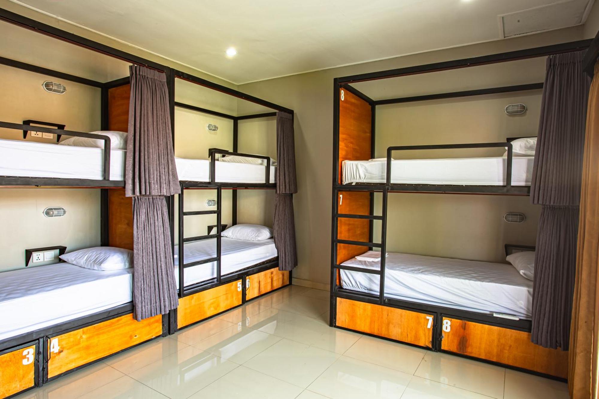 What The Duck Backpackers Hostel